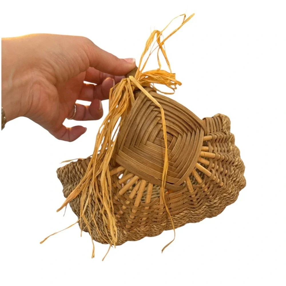 Vintage Handwoven Wicker Gathering Basket Rustic Cottage Farmhouse Decor Boho